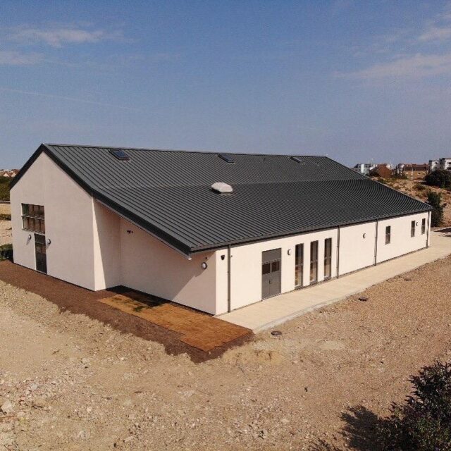 https://spartarend.co.uk/wp-content/uploads/2022/02/image14-Copy-2-640x640.jpeg